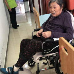 蹬车锻炼